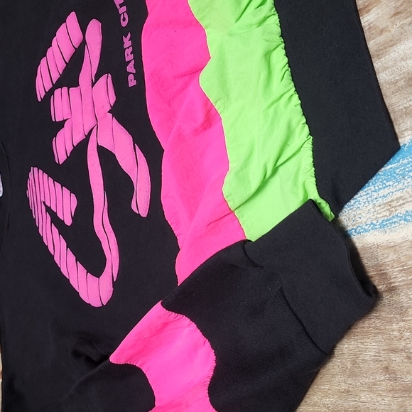 Vintage DiPort USA Neon Puff Paint and Windbreaker Striped Oversized Sweatshirt - Picture 4 of 10